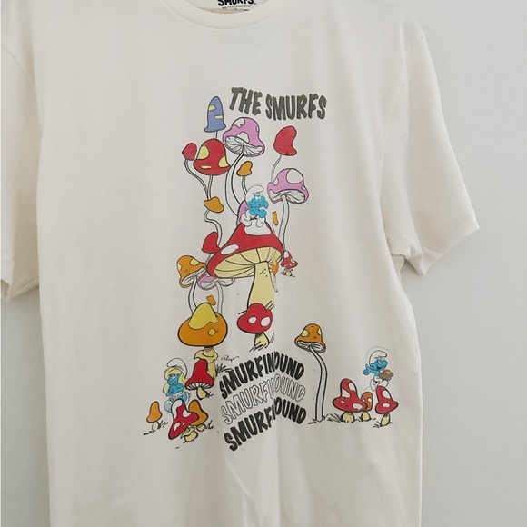 NEW The Smurfs Graphic Tee - Picture 3 of 5